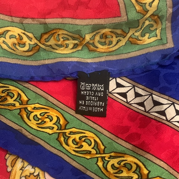 Versace silk vantage scarf - Picture 4 of 8